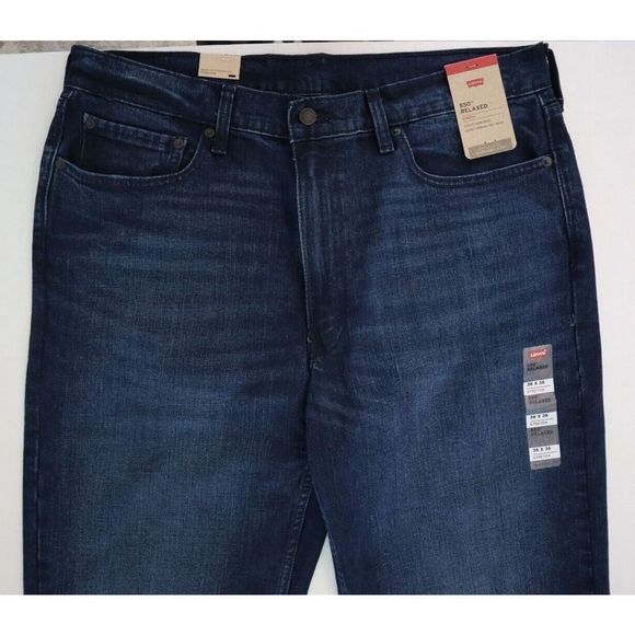 Levi's 550 Men's Sz 36x36 Blue Relaxed Fit Jeans $70 - Picture 3 of 6
